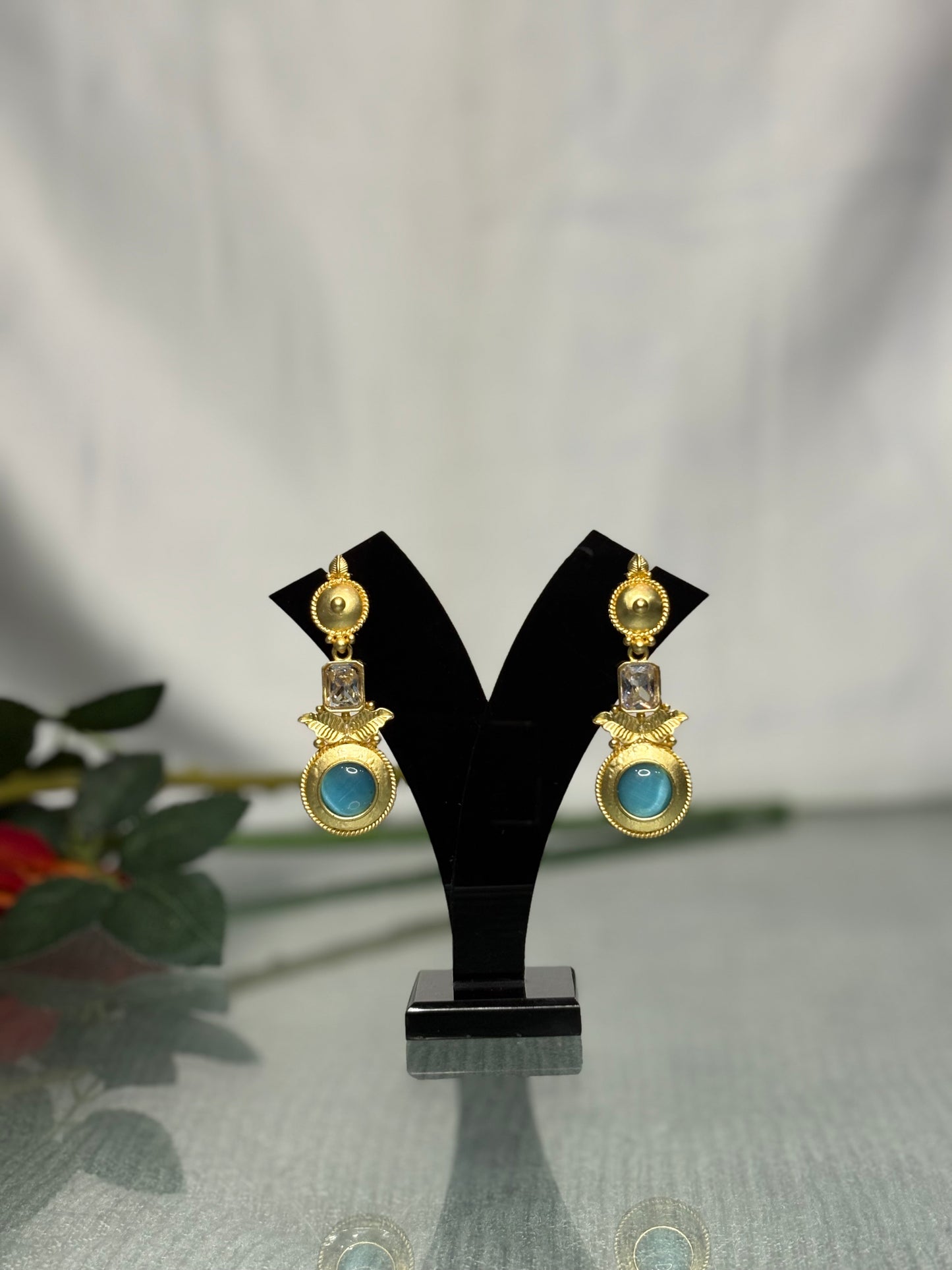 Neelima Gilded Aqua Drops