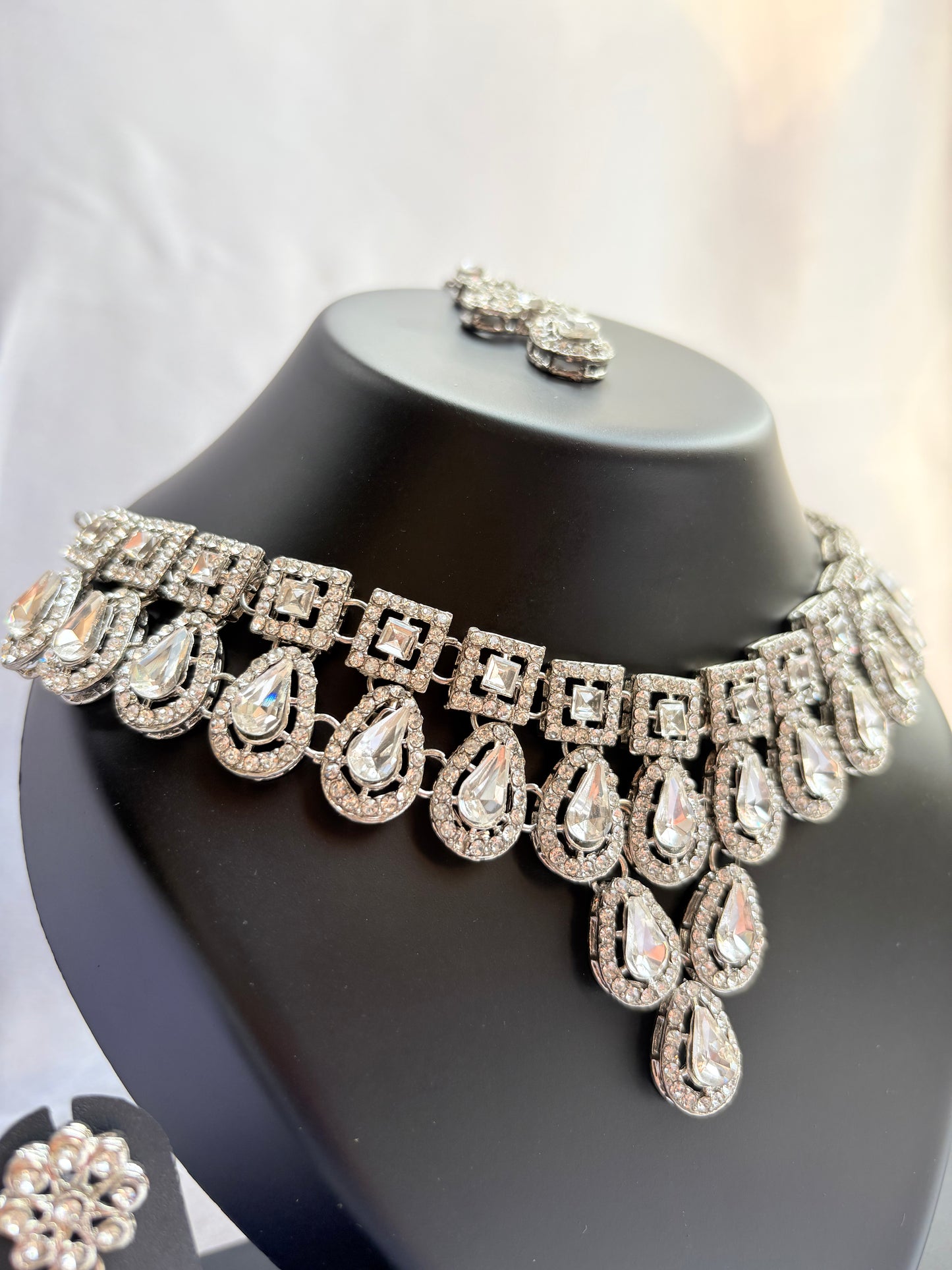 Sitara Royale Diamond Cascade Choker Set