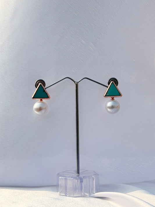 Emerald Crest Pearl Drops
