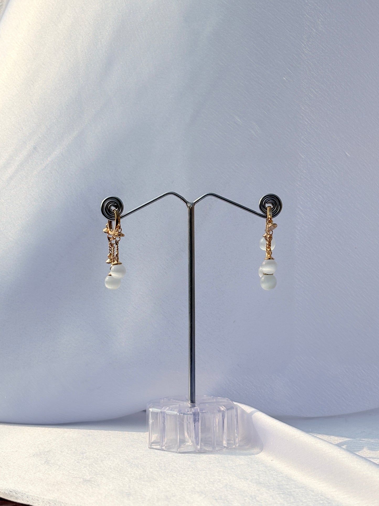 Gilded Veil Pearl Drops