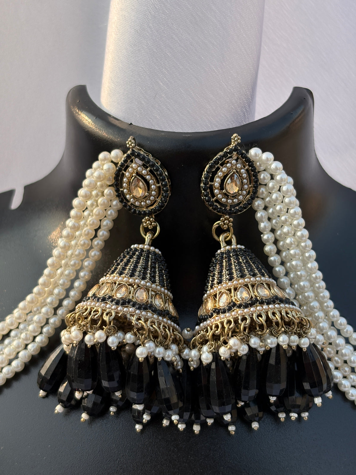 Noor-e-Bahubali Pearl Jhumkas