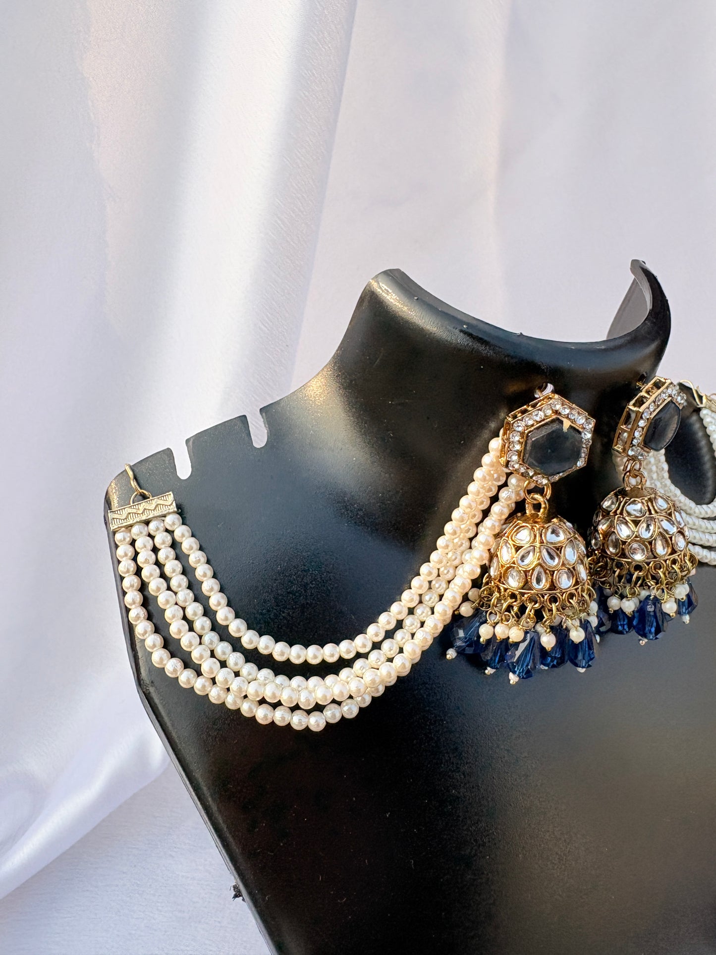 Rajwada Neel Pearl Bahubali Jhumkas