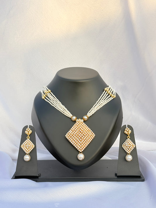 Rajsi Pearl Heritage Necklace Set