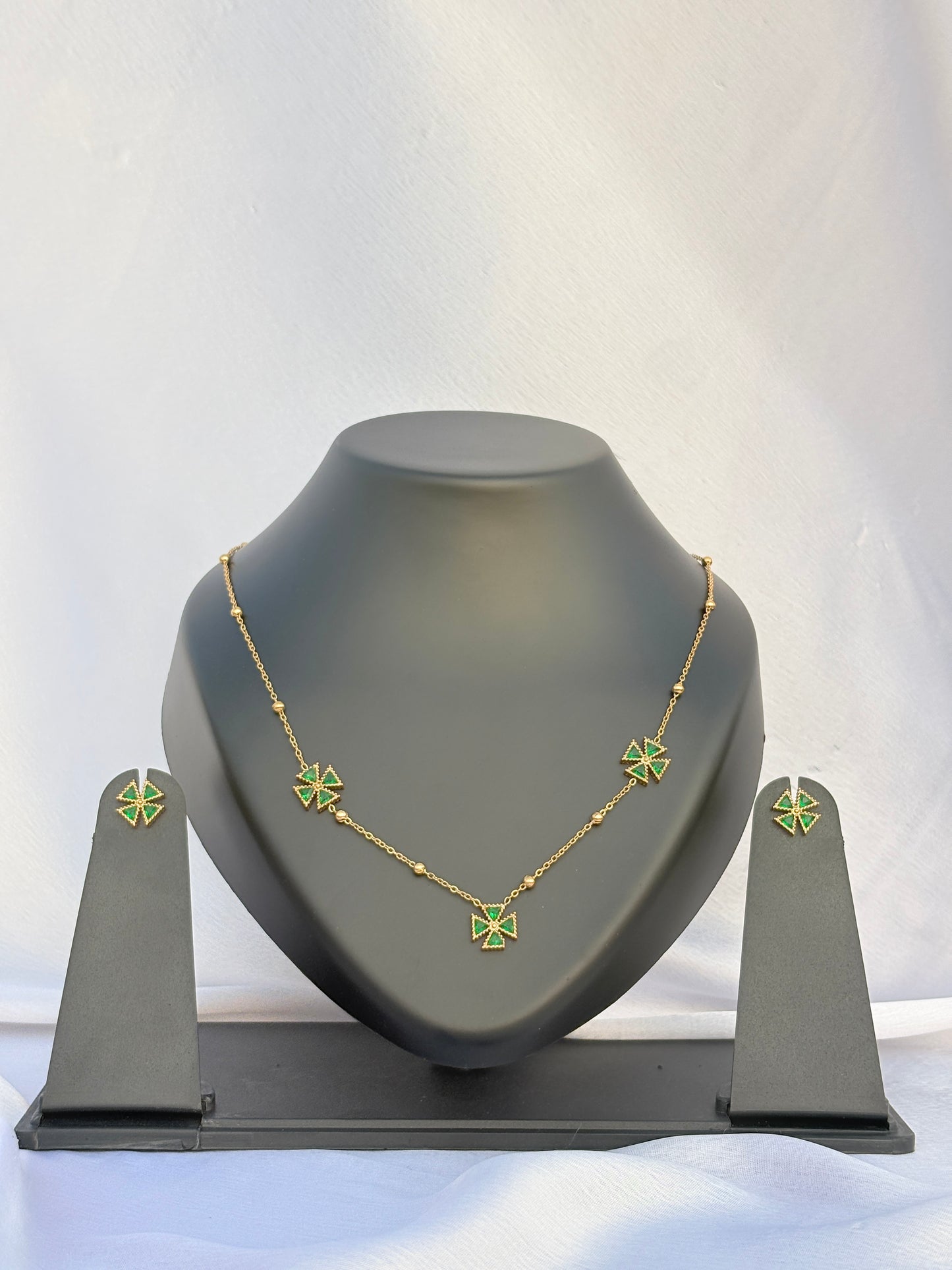 Florina Bloom Necklace Set