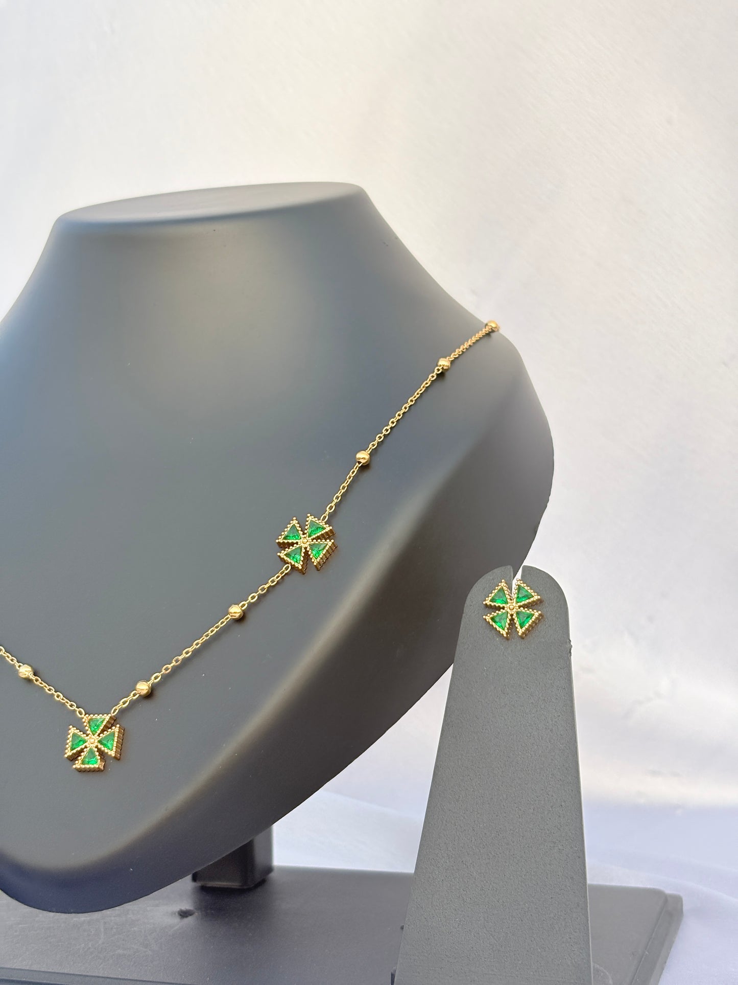 Florina Bloom Necklace Set